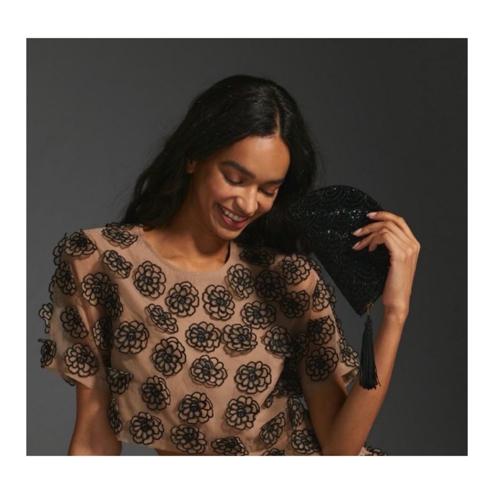 NWT Anthropologie Let Me Be Cropped Button Back Floral Appliqué Top  Size Medium - Picture 4 of 13